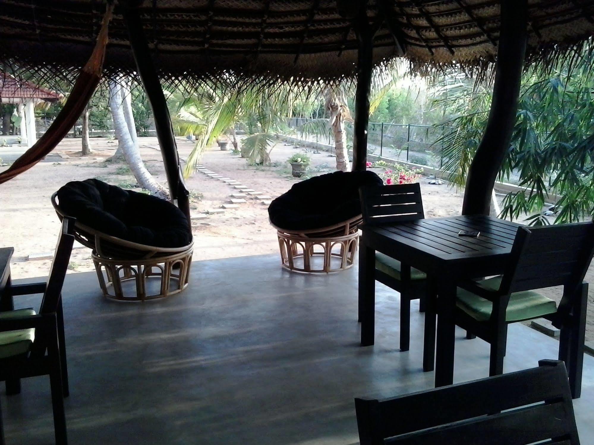 Chillenjoy Cabanas & Restaurant Tangalle Kültér fotó