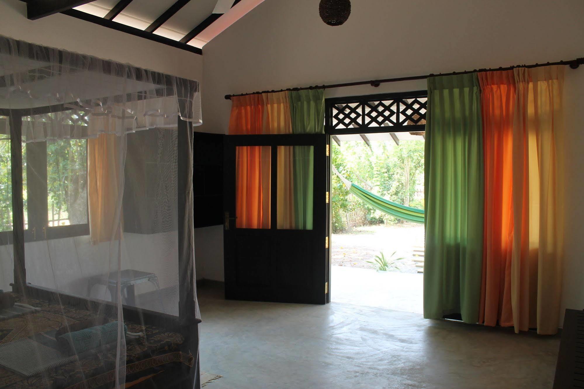 Chillenjoy Cabanas & Restaurant Tangalle Kültér fotó